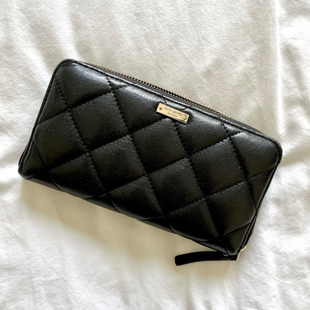 Kate Spade Gold Coast Lacey Zip Wallet